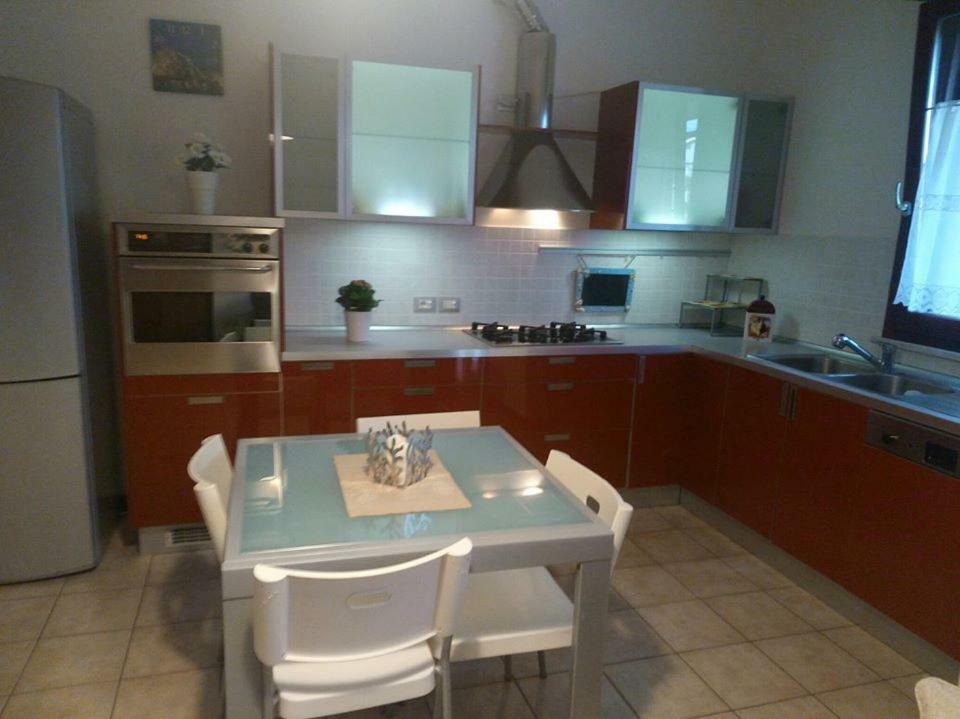 Appartamento Viserba Mare/Fiera Rimini Buitenkant foto