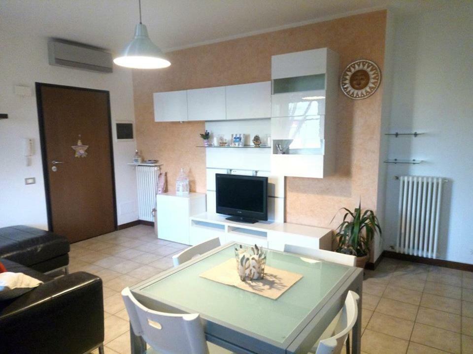 Appartamento Viserba Mare/Fiera Rimini Buitenkant foto