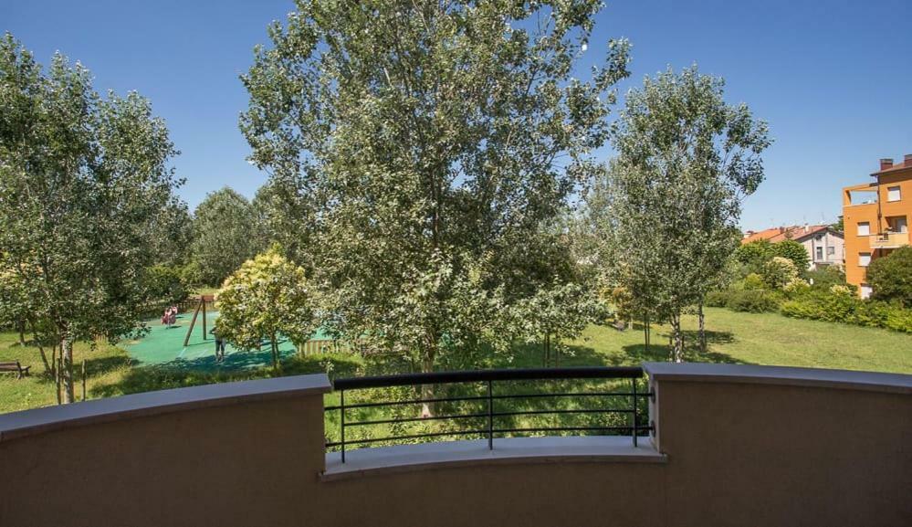 Appartamento Viserba Mare/Fiera Rimini Buitenkant foto